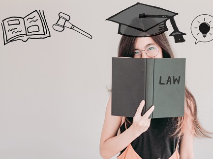 Une jeune diplômée dans le juridique